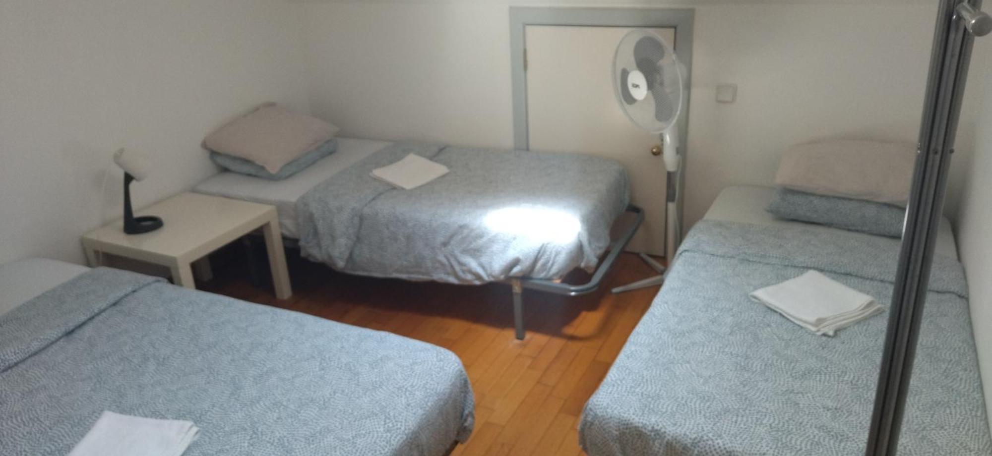 Quarto Privado 6 Famoes  Luaran gambar